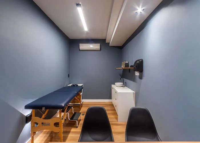 Hotel Manhattan By Mercure - 5 Minutos Do Hospital Moinhos De Vento 4*
