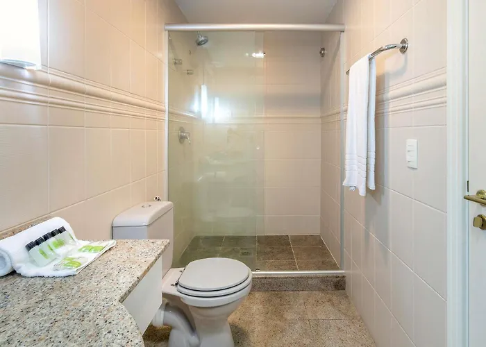 Hotel Manhattan By Mercure - 5 Minutos Do Hospital Moinhos De Vento 4*