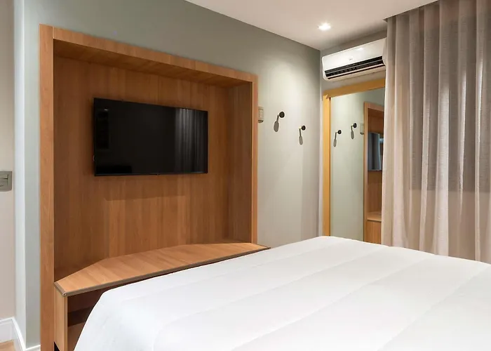 Manhattan By Mercure - 5 Minutos Do Hospital Moinhos De Vento Hotel 4*