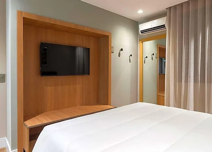 Manhattan By Mercure - 5 Minutos Do Hospital Moinhos De Vento Hotel 4*